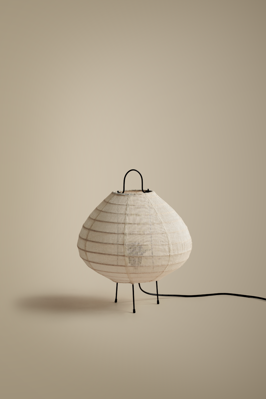 ATLAS Linen Table Lamp