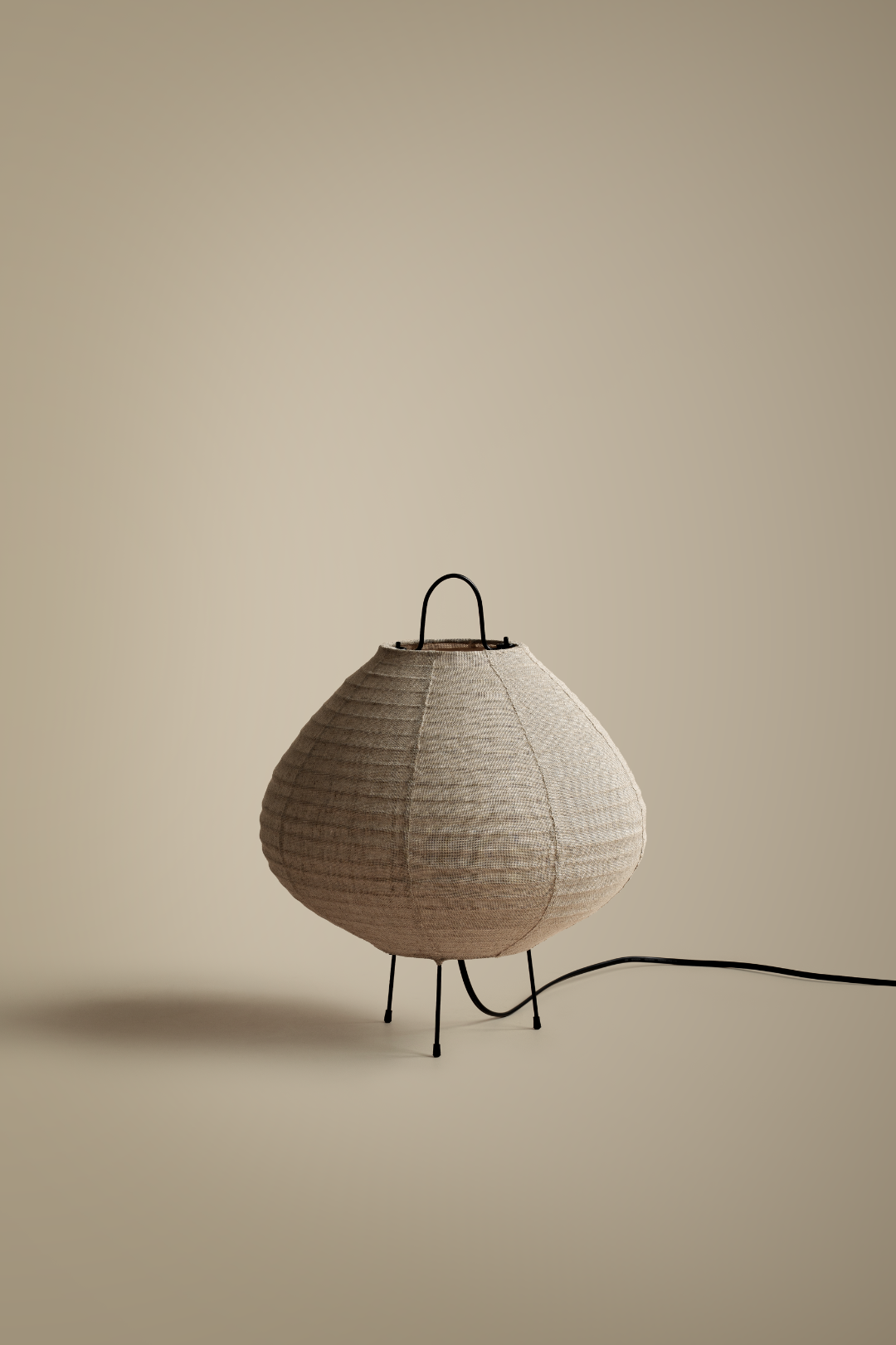FRANK Linen Table Lamp