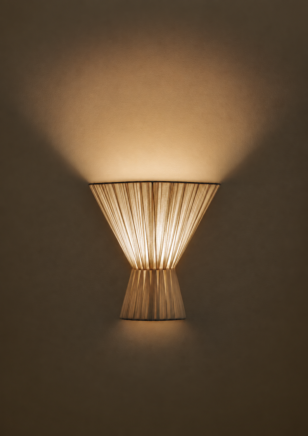 Off-white Flume cloth wall light - hardwired or plug-in