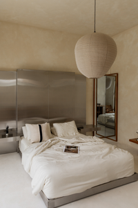 Embla linen shade